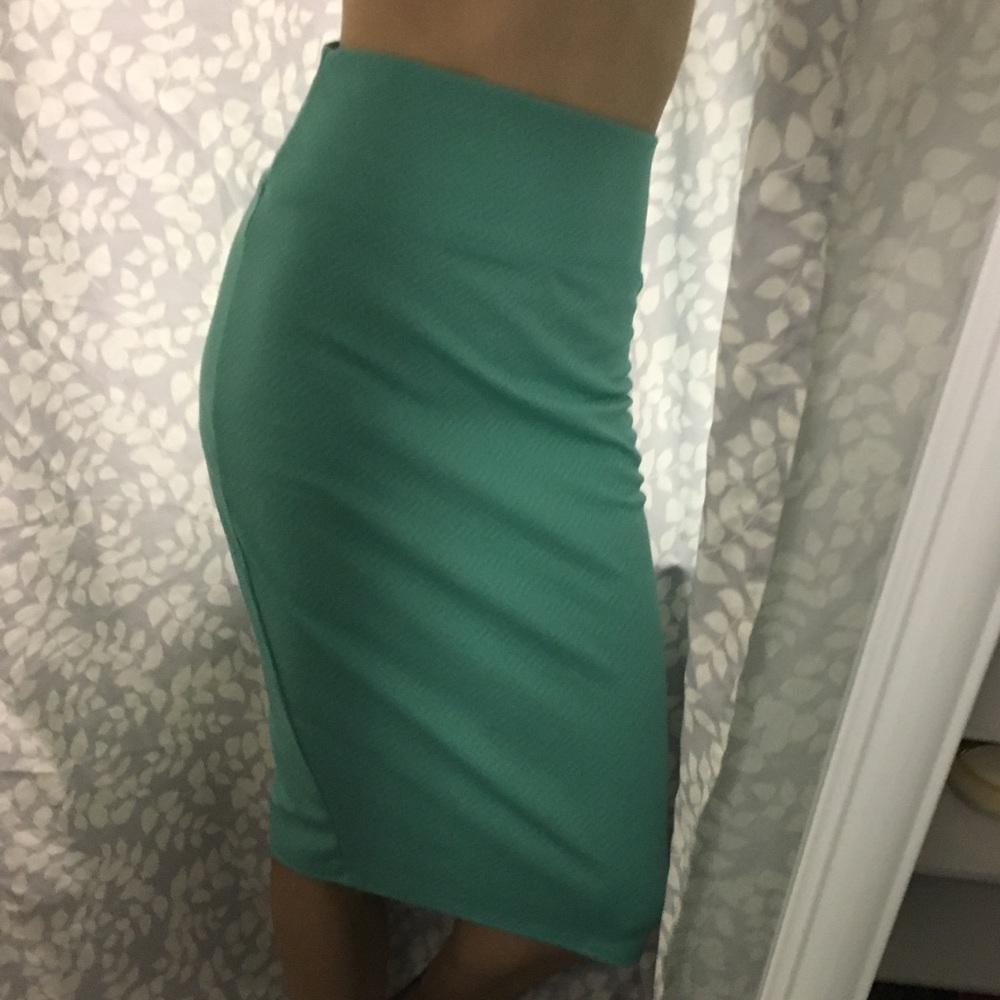 Teal pencil skirt! 💎